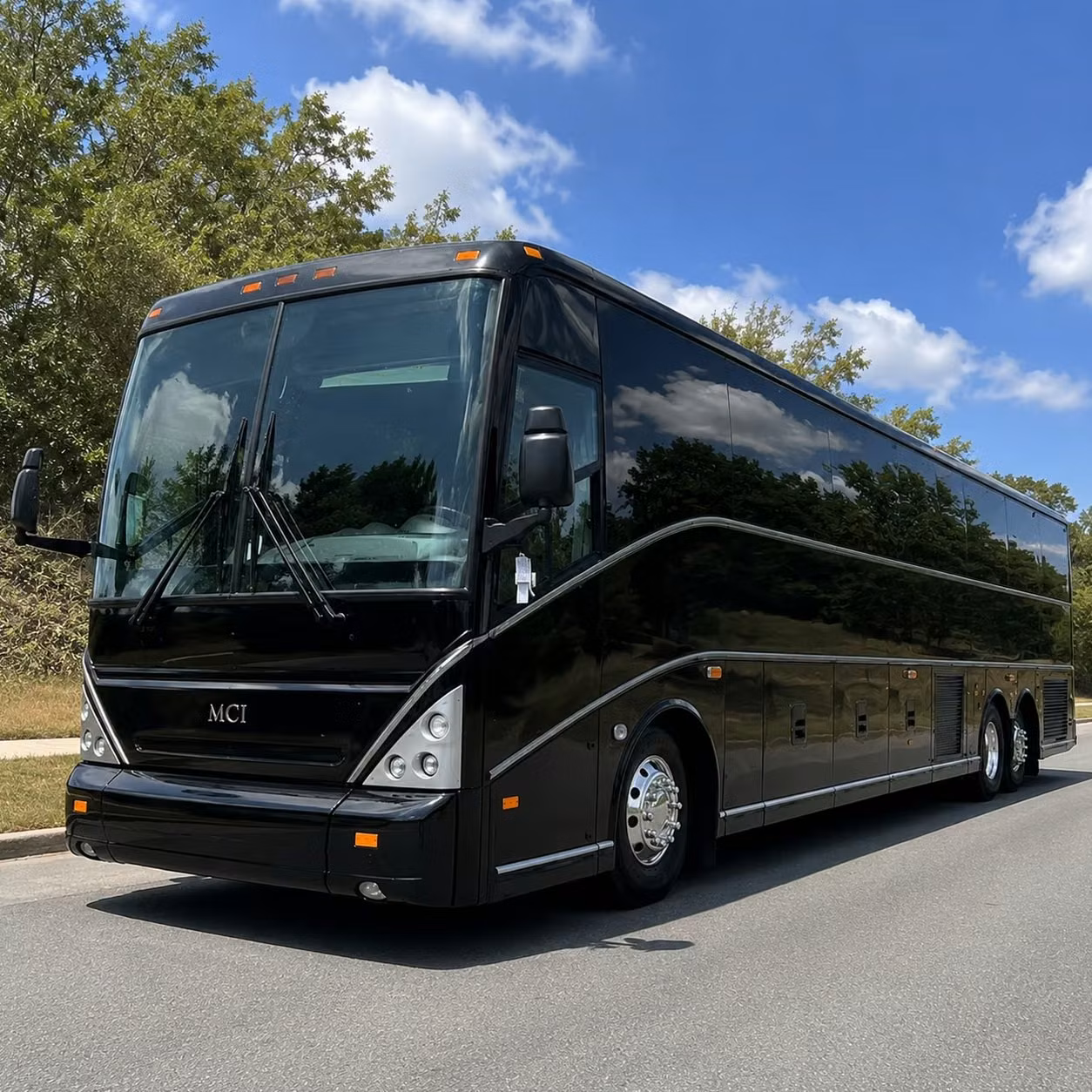 construction crew and worksite shuttle services in brooklyn